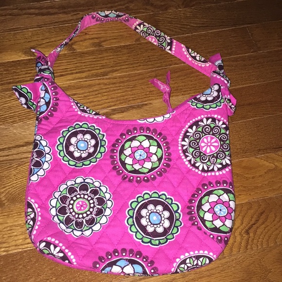 VERA BRADLEY PURSE (A23) - Picture 1 of 2